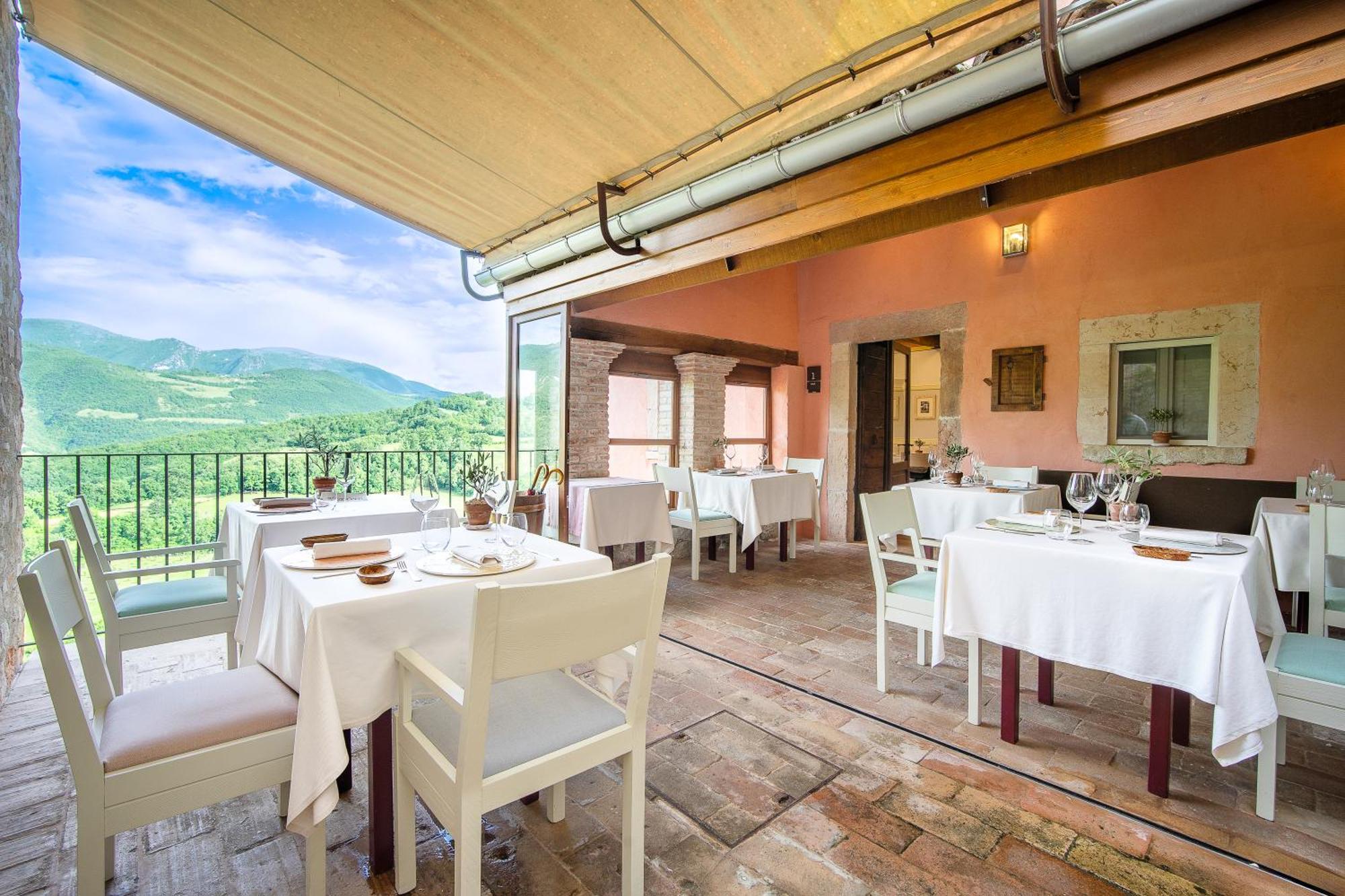 Castello Di Postignano Relais Hotel Sellano Exterior photo